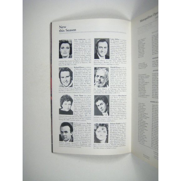 Il  Trovatore New York City Opera Stagebill February 1990 Lincoln Center - Picture 5 of 7